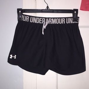 Under Armour Black shorts